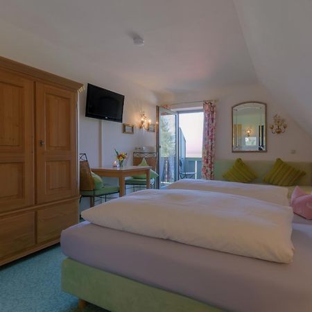 Hotel "Malerwinkel" Gmbh Seeon-Seebruck Dış mekan fotoğraf