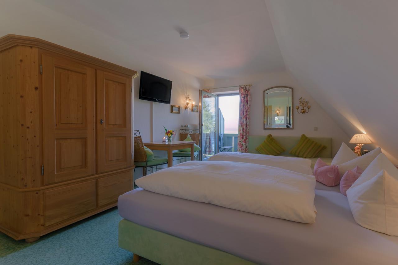 Hotel "Malerwinkel" Gmbh Seeon-Seebruck Dış mekan fotoğraf