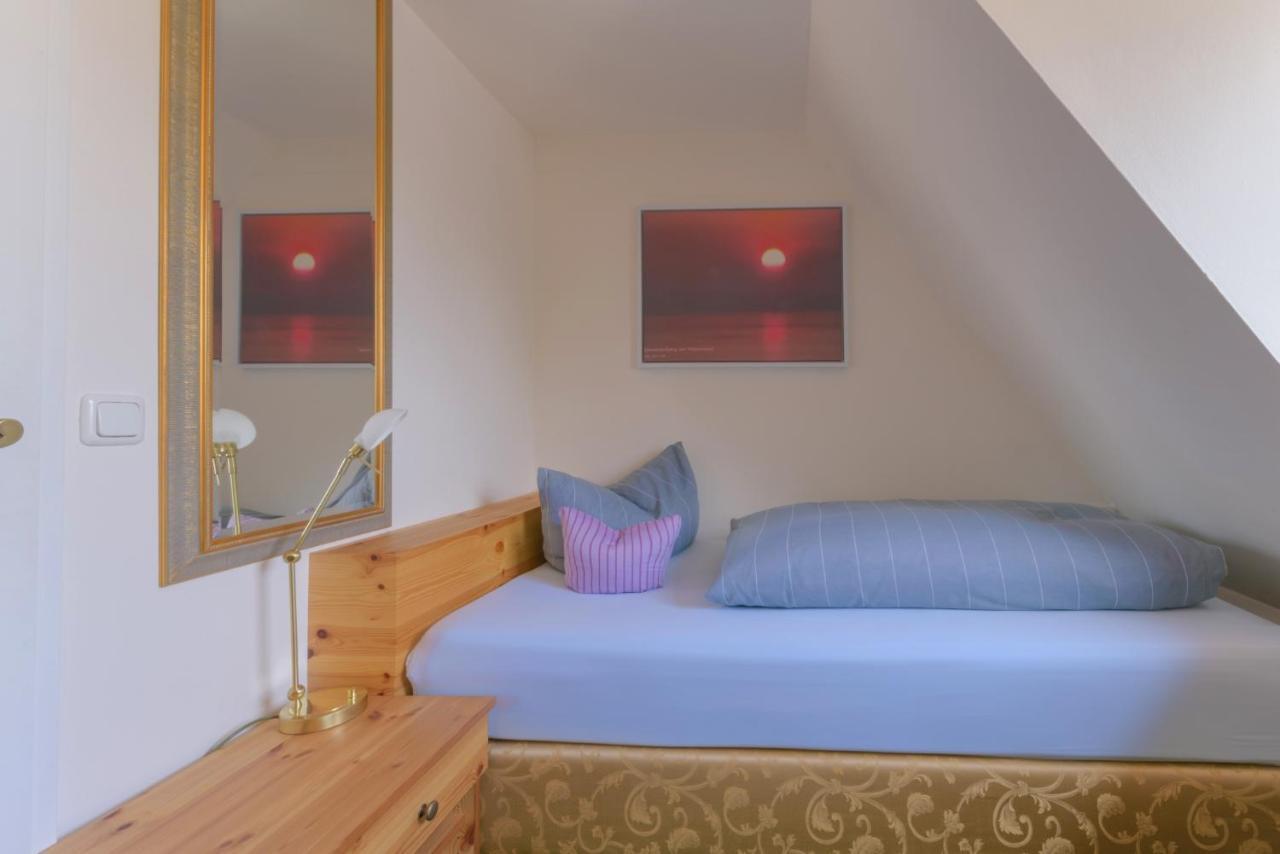 Hotel "Malerwinkel" Gmbh Seeon-Seebruck Oda fotoğraf